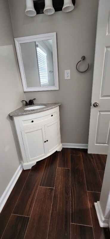 Photo - 895 Brackett Rd House