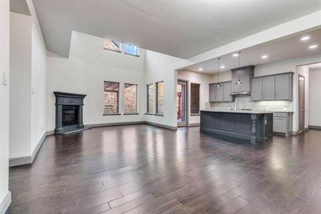 Building Photo - 1245 Harris Hawk Way