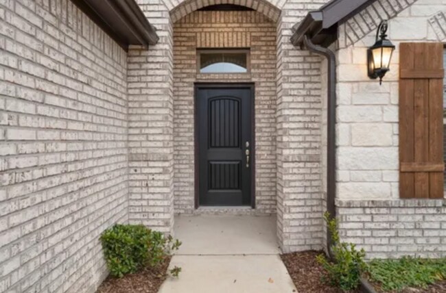 Foto del edificio - 328 Saltmeadow Ln