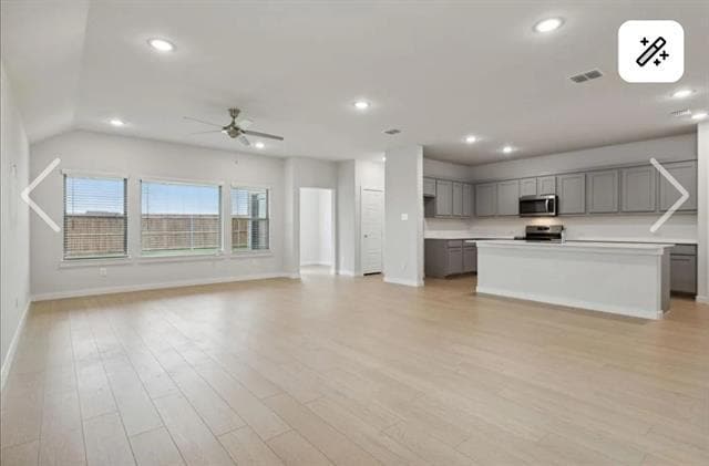 Building Photo - 361 Silver Spgs Ln