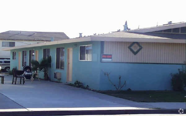 Building Photo - 22839 Bay Ave