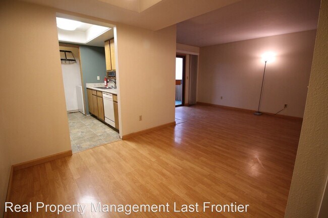 Building Photo - 2 br, 2 bath House - 7412 Foxridge Way Unit B
