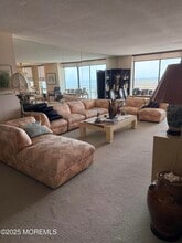 Building Photo - 787 Ocean Ave N