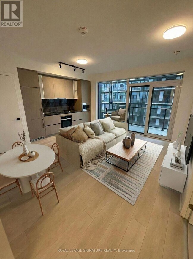 Building Photo - 1285 Dupont St