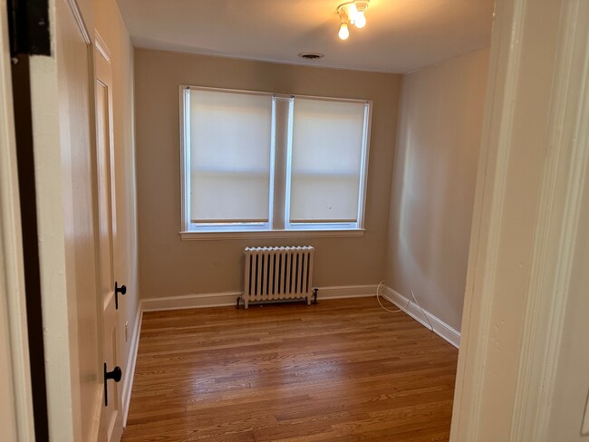 Building Photo - 616 Silver Spring Ave