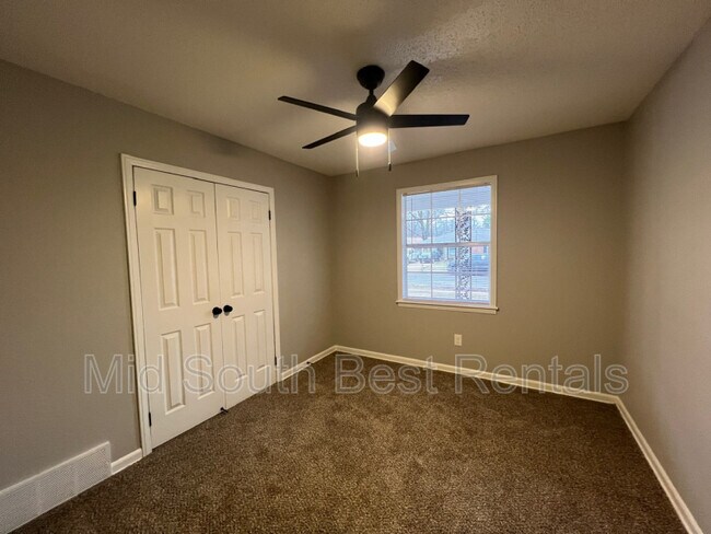 Building Photo - 3018 Churchill St