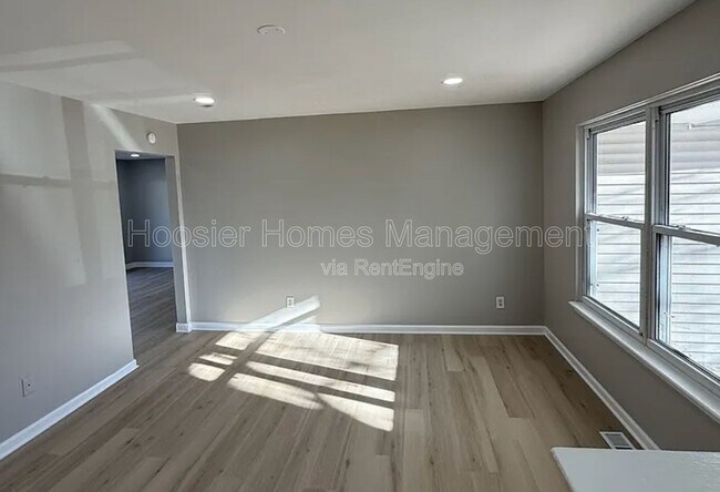 Building Photo - 1412 Wolf Ct