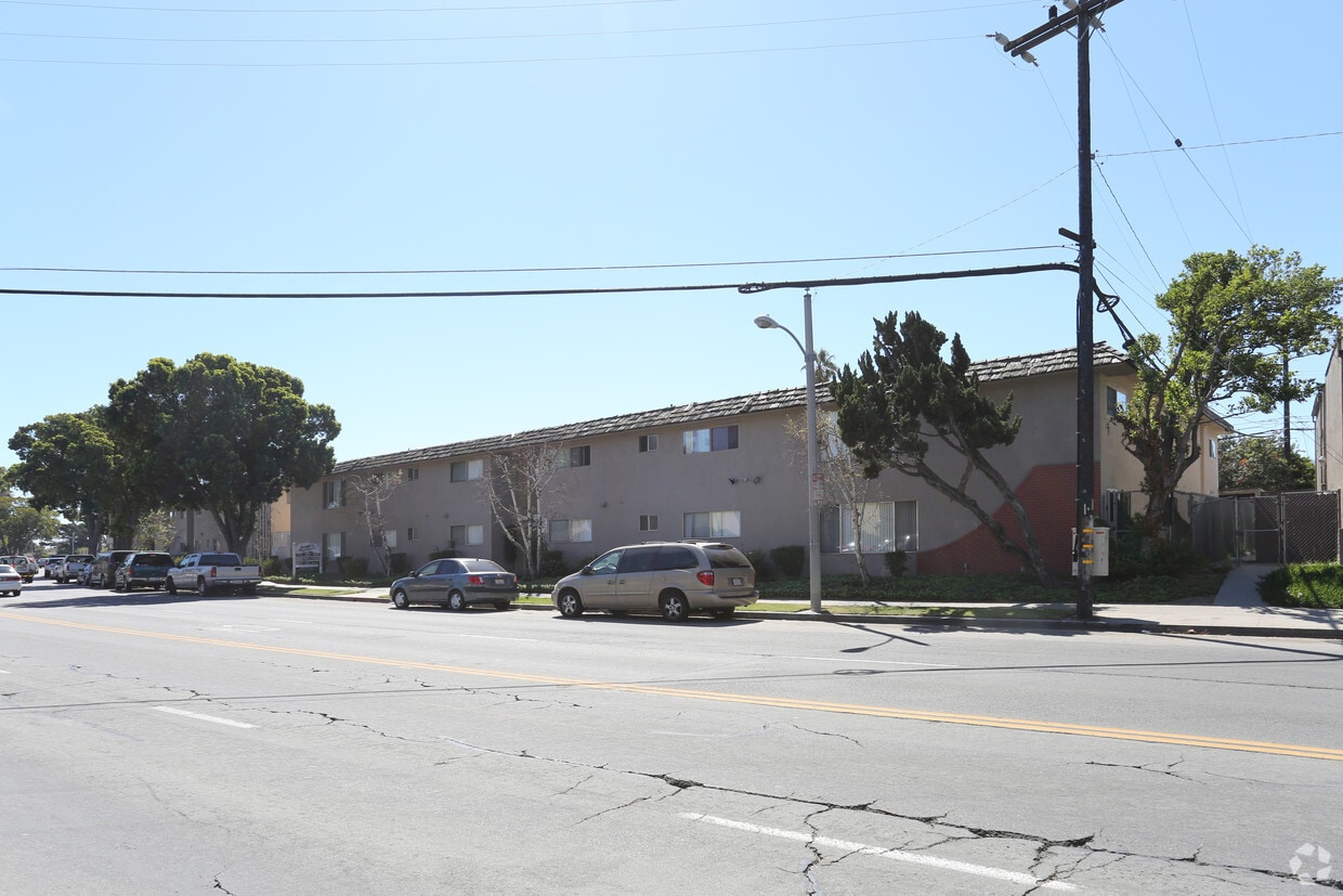 Rental cars oxnard What is the best rental car company in Oxnard? Based on ratings and reviews from real users on KAYAK, the best car rental companies in Oxnard are Enterprise (, reviews), Hertz (, reviews), and Budget (, 15 reviews).