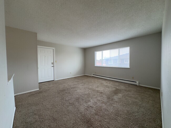 Foto del edificio - 2116 Friendship Pl