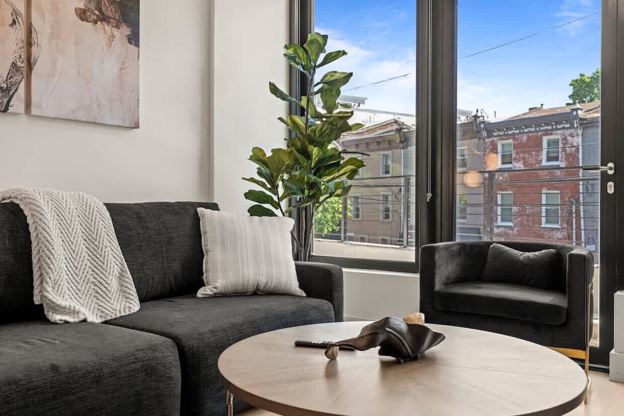 Foto principal - 1222 N 2nd St