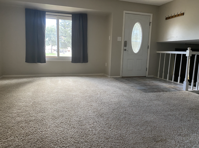 Foto del edificio - 104 Briarwood Ct