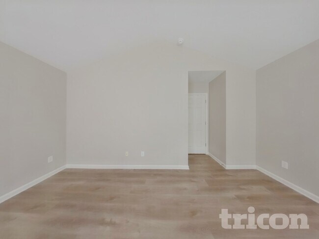 Building Photo - 144 Phoenix Ln