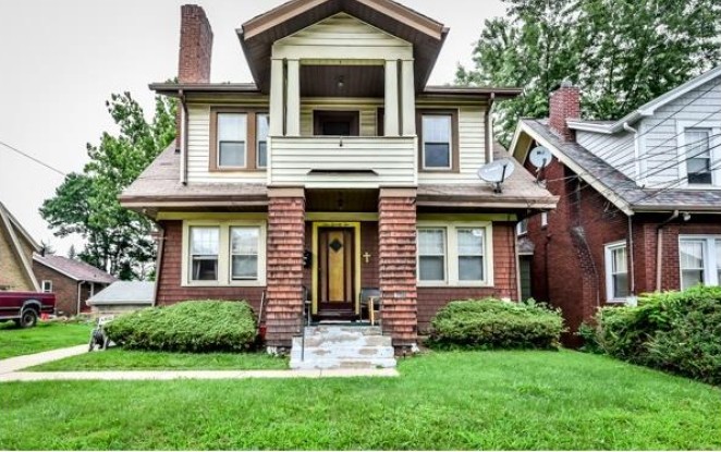 Primary Photo - 122-124 Arch Ave