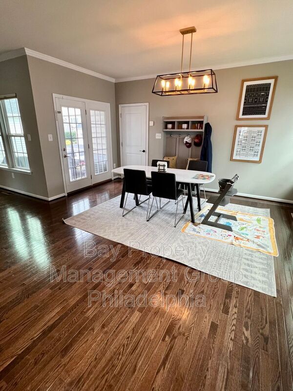 Foto del edificio - 3783 Christopher Day Rd
