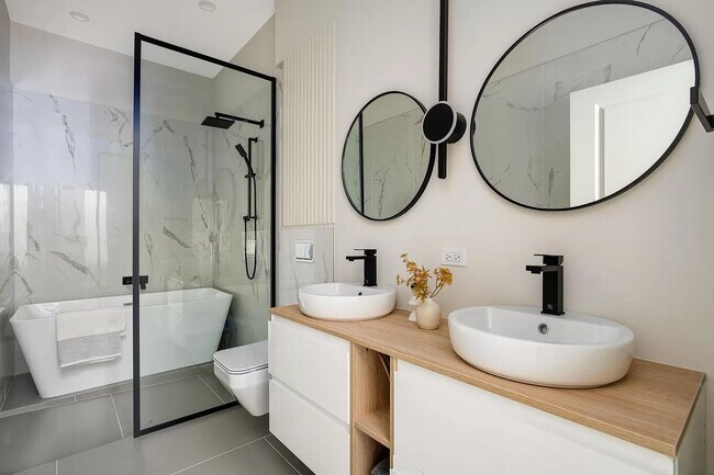 Foto del edificio - 4177 W Belmont Ave