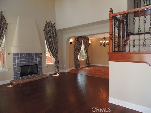 Foto del edificio - 687 Ramona Ave