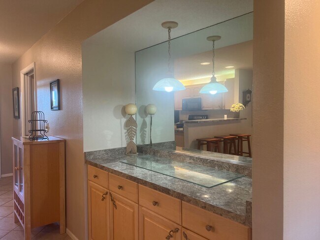 Building Photo - 2BR/2BA Condo in Mission Lakes - Seasonal ...
