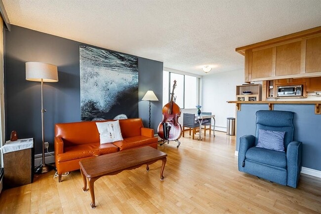 Photo du bâtiment - 4200 Mayberry St