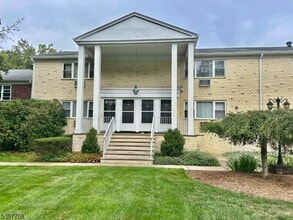 Building Photo - 132 Ramsey Park Ct