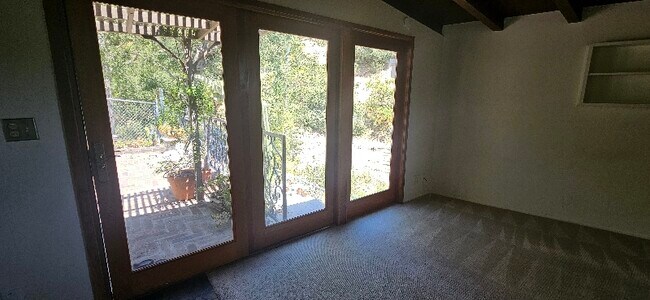 Foto del edificio - 2188 Latimer Ln