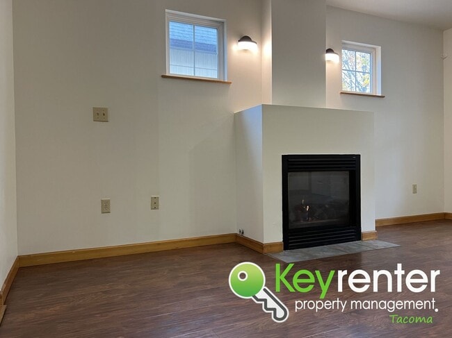 Building Photo - Discover Your Perfect Home: Modern Comfort...