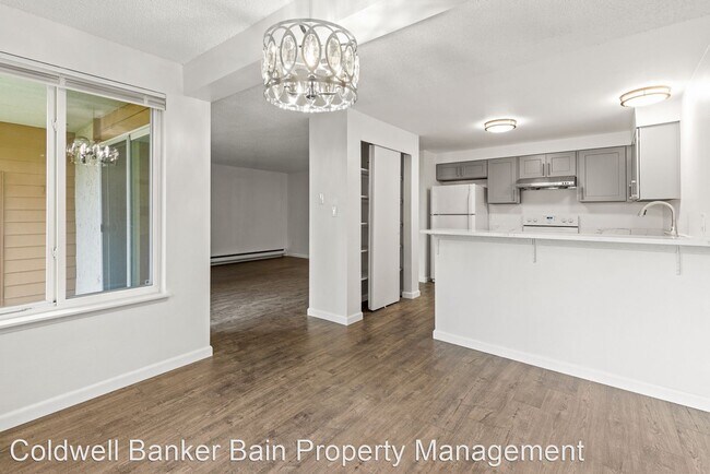 Building Photo - 2 br, 2 bath House - 12818 SE 41st Lane Un...