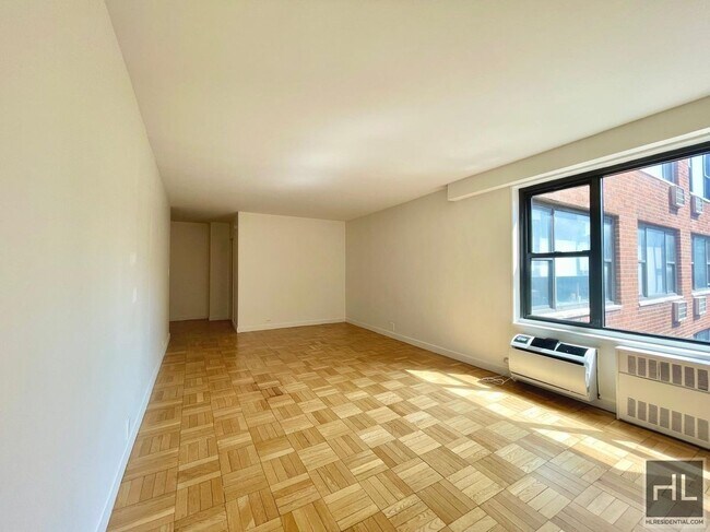 Foto del edificio - AMAZING STUDIO APARTMENT!! AMAZING DEAL! W...