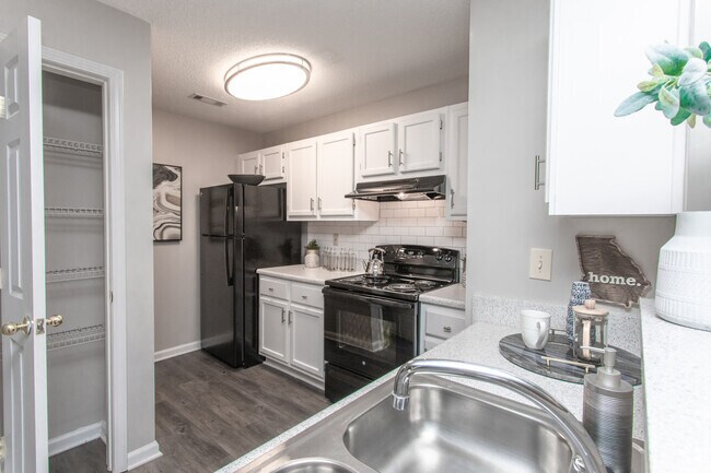 2 habitaciones, 2 baños - 1051 pies cuadrados - Elme Conyers