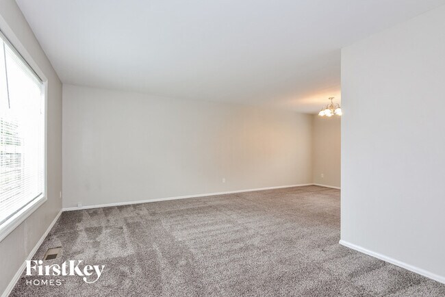 Building Photo - 12636 Flower Crest Ct