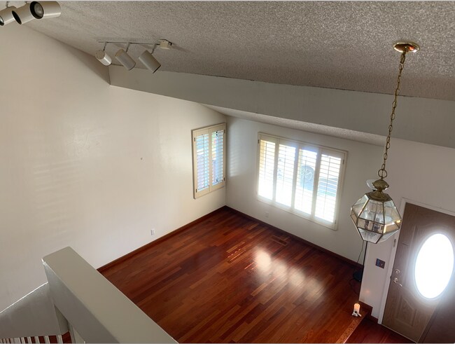 Foto del edificio - 311 Beach Park Blvd