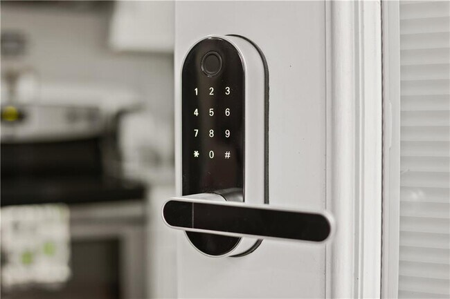 Foto del edificio - 3285 Mar Lanta Dr