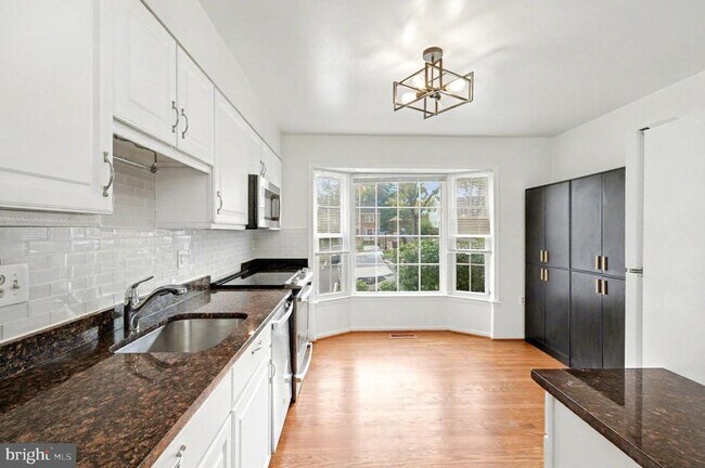 Foto del edificio - 5502 Lakewhite Ct
