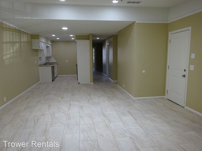 Building Photo - 3 br, 2 bath House - 4102 Lynbrook