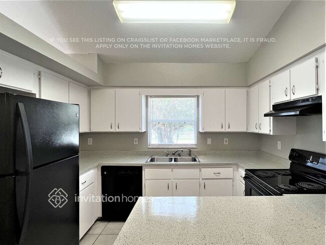 Foto del edificio - 323 Boca Ciega Rd