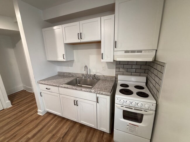 Photo - 2415 E Street Apartment