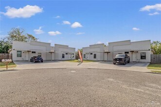 Building Photo - 11 W Harrison Ave