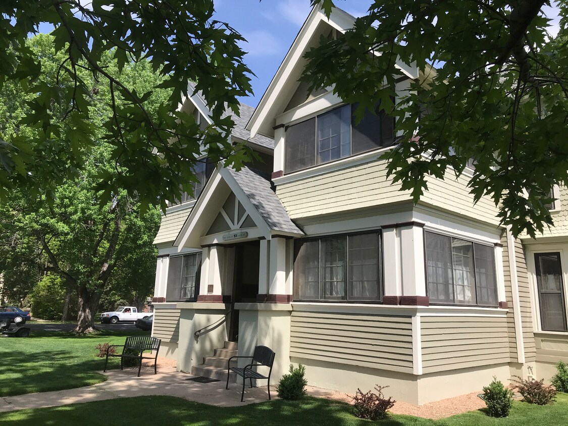 The Gables Apartments - 931 13th St