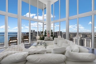 Building Photo - 888 Biscayne Blvd