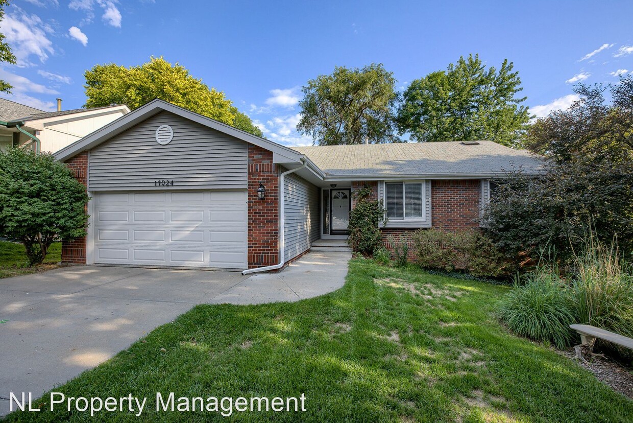 Primary Photo - 3 br, 2 bath House - 17024 Shirley Street