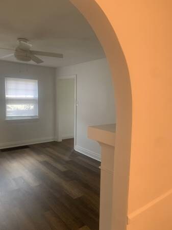 Foto del edificio - 509 W 6th St