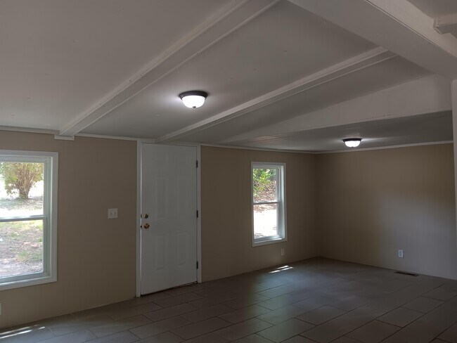 Foto del edificio - 1018 Hwy 378