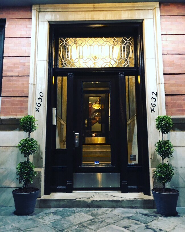 Foto del edificio - 4632 N Kenmore Ave