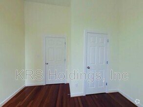 Building Photo - 123 E Broad St