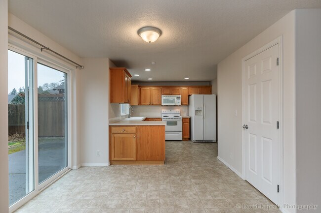 Foto del edificio - 2707 Gable Rd