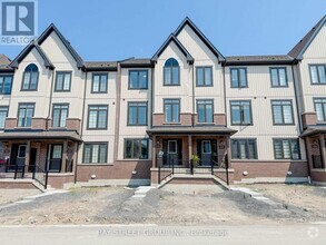 Building Photo - 1030 Dyas Ave
