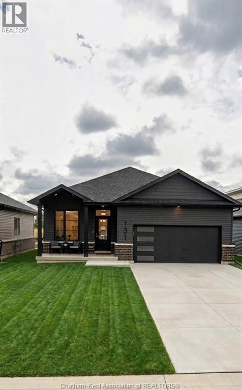 Building Photo - 131 Grassland Grv