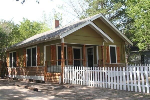 Primary Photo - 312 S Haswell Dr