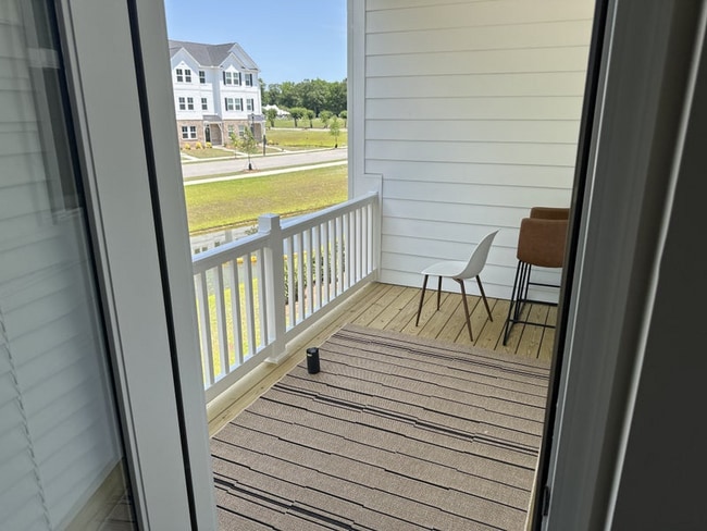 Foto del edificio - 9408 Sun Fountain Dr