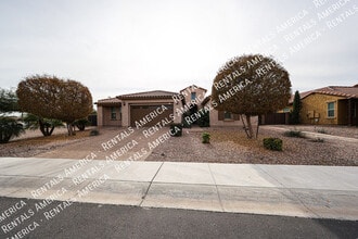 Building Photo - 3375 E Balsam Dr