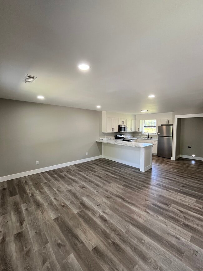 Building Photo - 971 Shannon Dr